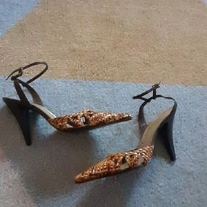 Sexy Closed-Toe Pump